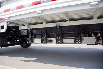 ���ǵ�T4 3.7�׵��Ŵ��綯�����Ῠ ����62.361kWhͼƬ