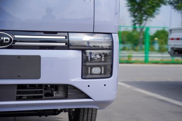 ���ǵ�T4 3.7�׵��Ŵ��綯��ʽ�Ῠ ����62.361kWhͼƬ