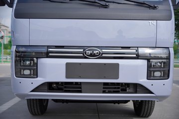 ���ǵ�T4 3.7�׵��Ŵ��綯��ʽ�Ῠ ����62.361kWhͼƬ