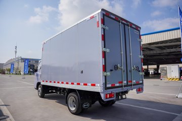 ���ǵ�T4 3.7�׵��Ŵ��綯��ʽ�Ῠ ����62.361kWhͼƬ