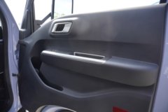 比亚迪T4 3.7米单排纯电动厢式轻卡 弗迪62.361kWh