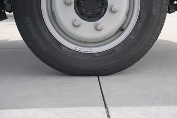 ���ǵ�T4 3.7�׵��Ŵ��綯��ʽ�Ῠ ����62.361kWhͼƬ