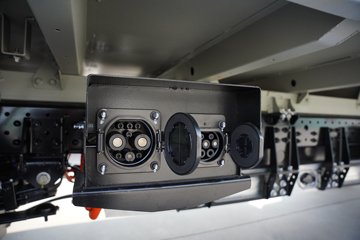 ���ǵ�T4 3.7�׵��Ŵ��綯��ʽ�Ῠ ����62.361kWhͼƬ