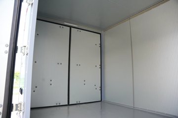 ���ǵ�T4 3.7�׵��Ŵ��綯��ʽ�Ῠ ����62.361kWhͼƬ