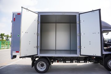 ���ǵ�T4 3.7�׵��Ŵ��綯��ʽ�Ῠ ����62.361kWhͼƬ