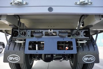 ���ǵ�T4 3.7�׵��Ŵ��綯��ʽ�Ῠ ����62.361kWhͼƬ