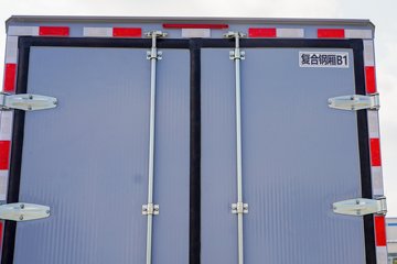 ���ǵ�T4 3.7�׵��Ŵ��綯��ʽ�Ῠ ����62.361kWhͼƬ