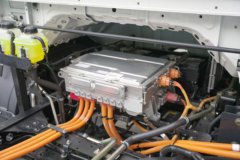 飞碟EW7 4.18米单排纯电动厢式轻卡 宁德时代140.41kWh