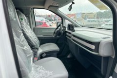 上汽大通大拿V1 9座纯电动多用途乘用车 64kWh