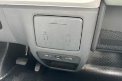 上汽大通大拿V1 9座纯电动多用途乘用车 64kWh