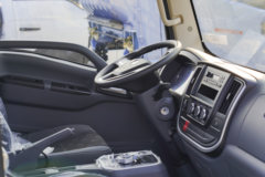 蓝擎X3 液刹 4.18米单排纯电动栏板轻卡 亿纬81.59kWh