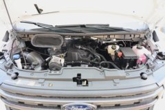 江铃汽车 全顺T8 货运版 174马力 2.3T柴油 3座 长轴高后双胎顶封闭货车