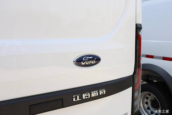 抢购在行动!泉州市全顺T8VAN/轻客降价大放送,立降0.1万