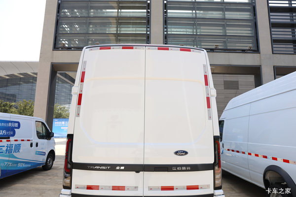 全顺T8VAN/轻客呼和浩特市火热促销中 让利高达1万
