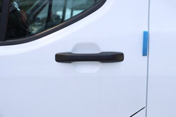 �������� ȫ˳T8 ���˰� 174���� 2.3T���� 3�� ����ߺ�˫̥����ջ���ͼƬ