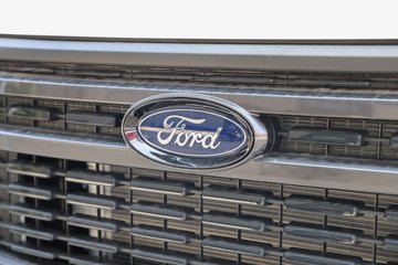 �������� ȫ˳T8 ���˰� 174���� 2.3T���� 3�� ����ߺ�˫̥����ջ���ͼƬ