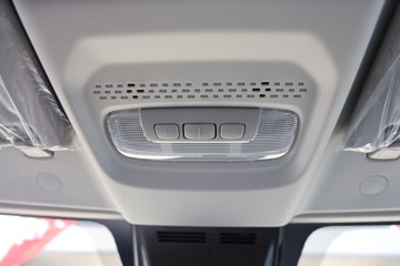 �������� ȫ˳T8 ���˰� 174���� 2.3T���� 3�� ����ߺ�˫̥����ջ���ͼƬ