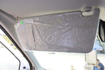 �������� ȫ˳T8 ���˰� 174���� 2.3T���� 3�� ����ߺ�˫̥����ջ���ͼƬ