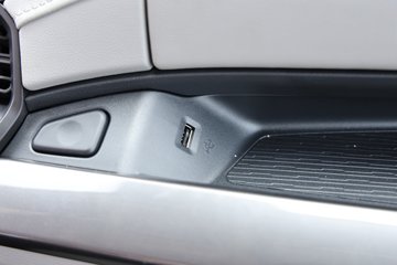 �������� ȫ˳T8 ���˰� 174���� 2.3T���� 3�� ����ߺ�˫̥����ջ���ͼƬ