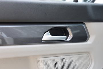 �������� ȫ˳T8 ���˰� 174���� 2.3T���� 3�� ����ߺ�˫̥����ջ���ͼƬ