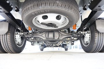 �������� ȫ˳T8 ���˰� 174���� 2.3T���� 3�� ����ߺ�˫̥����ջ���ͼƬ