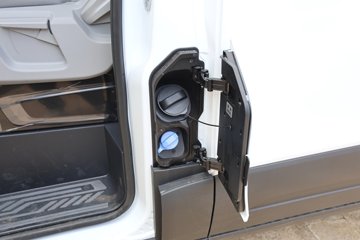 �������� ȫ˳T8 ���˰� 174���� 2.3T���� 3�� ����ߺ�˫̥����ջ���ͼƬ