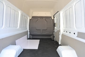 �������� ȫ˳T8 ���˰� 174���� 2.3T���� 3�� ����ߺ�˫̥����ջ���ͼƬ