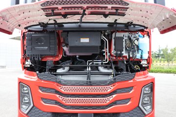 ���ӥ�� 12.5L LNG 500���� 6X4 һ�����12�� ǣ����ͼƬ