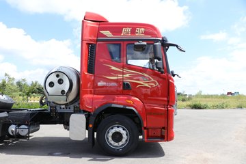 ���ӥ�� 12.5L LNG 500���� 6X4 һ�����12�� ǣ����ͼƬ