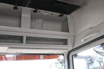 ���ӥ�� 12.5L LNG 500���� 6X4 һ�����12�� ǣ����ͼƬ