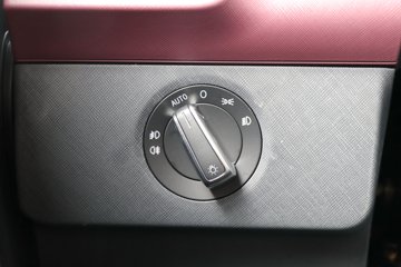 ���ӥ�� 12.5L LNG 500���� 6X4 һ�����12�� ǣ����ͼƬ