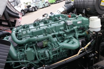 ���ӥ�� 12.5L LNG 500���� 6X4 һ�����12�� ǣ����ͼƬ