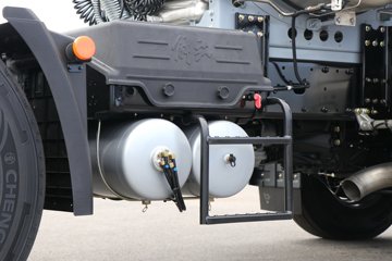 ���ӥ�� 12.5L LNG 500���� 6X4 һ�����12�� ǣ����ͼƬ