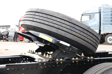 ���ӥ�� 12.5L LNG 500���� 6X4 һ�����12�� ǣ����ͼƬ