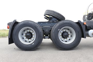 ���ӥ�� 12.5L LNG 500���� 6X4 һ�����12�� ǣ����ͼƬ