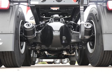 ���ӥ�� 12.5L LNG 500���� 6X4 һ�����12�� ǣ����ͼƬ