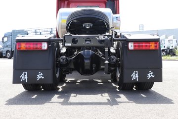 ���ӥ�� 12.5L LNG 500���� 6X4 һ�����12�� ǣ����ͼƬ