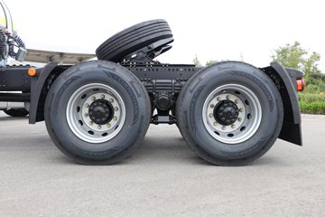 ���ӥ�� 12.5L LNG 500���� 6X4 һ�����12�� ǣ����ͼƬ