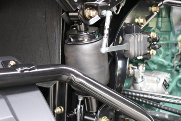 ���ӥ�� 12.5L LNG 500���� 6X4 һ�����12�� ǣ����ͼƬ