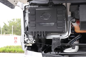 ���ӥ�� 11.1L���� 490���� 6X4 һ�����12�� ǣ����ͼƬ