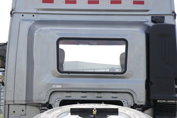 ���ӥ�� 11.1L���� 490���� 6X4 һ�����12�� ǣ����ͼƬ