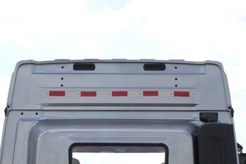 ���ӥ�� 11.1L���� 490���� 6X4 һ�����12�� ǣ����ͼƬ