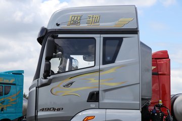 ���ӥ�� 11.1L���� 490���� 6X4 һ�����12�� ǣ����ͼƬ