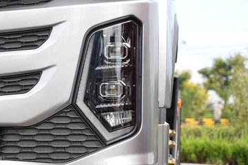 ���ӥ�� 11.1L���� 490���� 6X4 һ�����12�� ǣ����ͼƬ