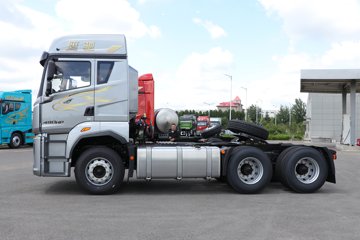 ���ӥ�� 11.1L���� 490���� 6X4 һ�����12�� ǣ����ͼƬ