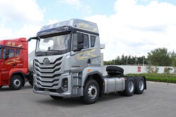 解放鹰驰 11.1L柴油 490马力 6X4 一汽解放12档 牵引车