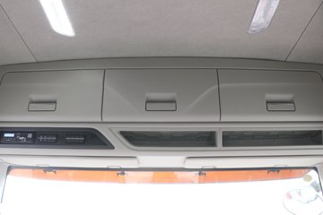 ���ӥ�� 11.1L���� 490���� 6X4 һ�����12�� ǣ����ͼƬ