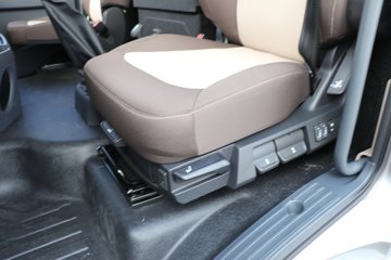 ���ӥ�� 11.1L���� 490���� 6X4 һ�����12�� ǣ����ͼƬ