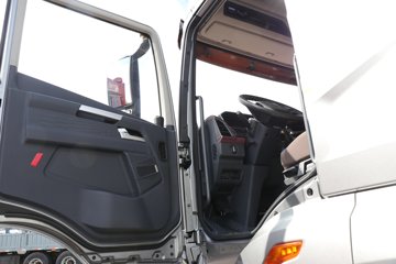 ���ӥ�� 11.1L���� 490���� 6X4 һ�����12�� ǣ����ͼƬ