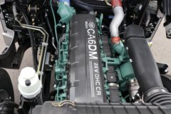 解放鹰驰 11.1L柴油 490马力 6X4 一汽解放12档 牵引车